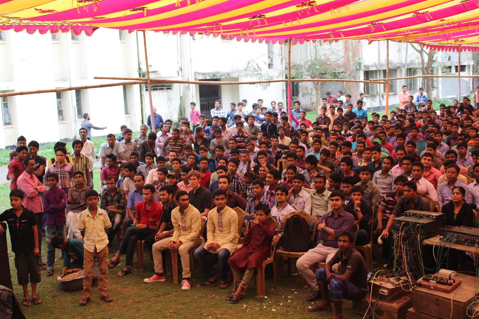 Crowd at a Sokal Foundation scholarship event